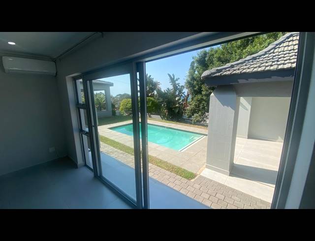 4 BEDROOM HOUSE FOR SALE IN COMPENSATION BEACH